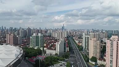 上海内环高架路城市交通航拍视频的预览图